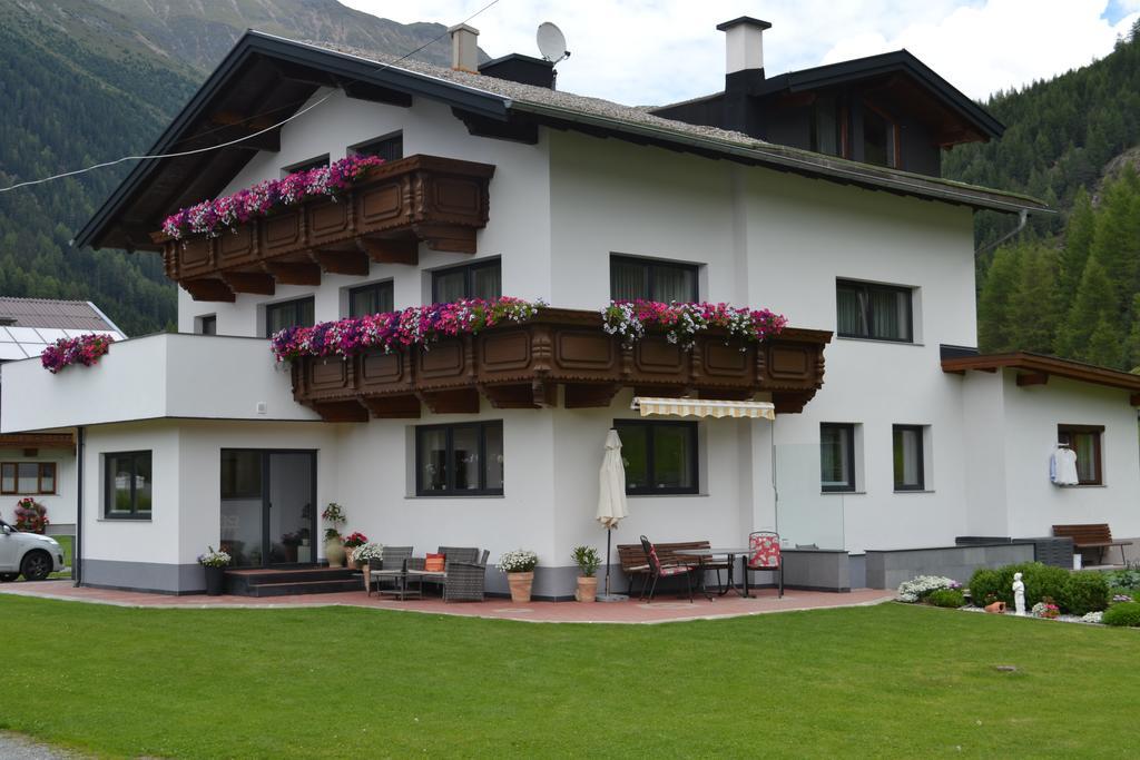 Haus Daheim Apartment นีเดอร์ทาย ภายนอก รูปภาพ