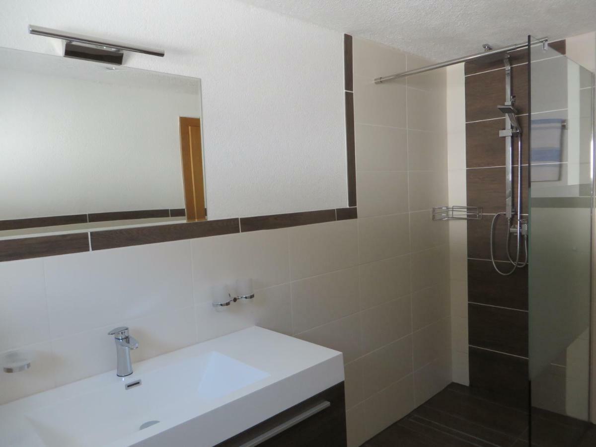 Haus Daheim Apartment นีเดอร์ทาย ภายนอก รูปภาพ