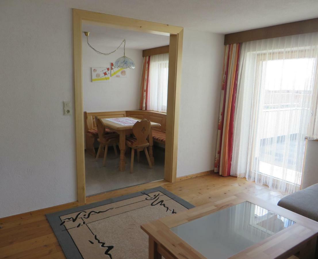 Haus Daheim Apartment นีเดอร์ทาย ภายนอก รูปภาพ
